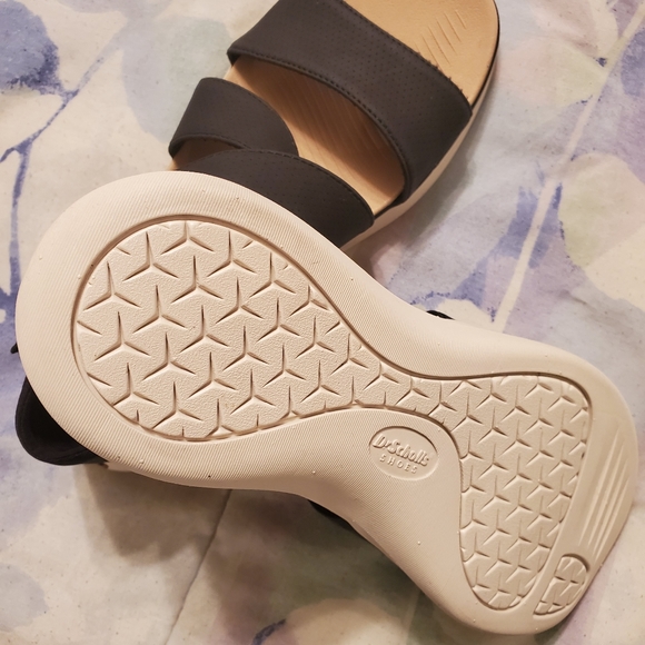 Sandals - Picture 3 of 5